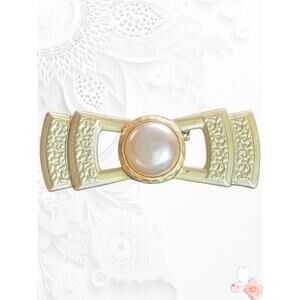Vintage Gold Tone Bow Bar Brooch Faux Pearl Center Textured